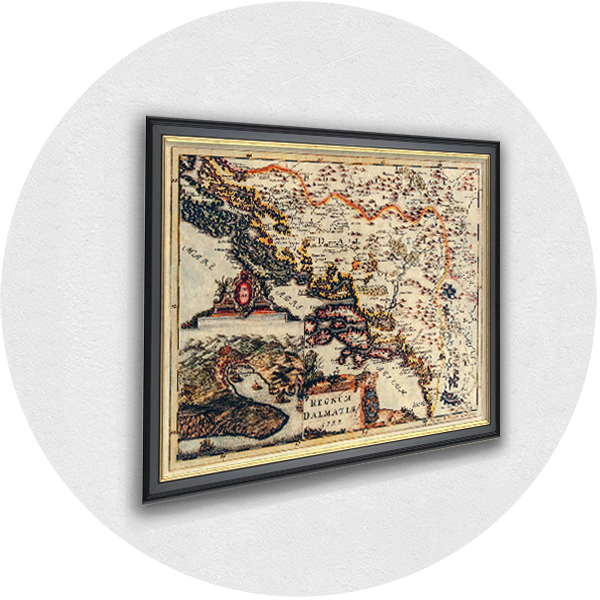 Cornice scura della vecchia mappa della dalmazia incorniciata